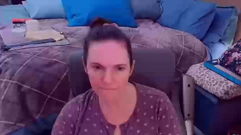 Nina Jaymes online show from 10-17-25, 09:50