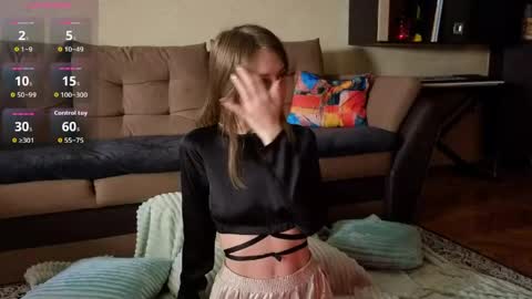 NinaNovalicious online show from 06-08-26, 06:36