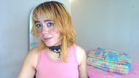 Snapshot of ninasakura_69 chatting on 11-22-25, 11:31 Nina online show from 11-22-25, 11:31