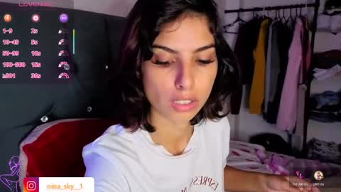 ninasky19 online show from 11-07-25, 03:45
