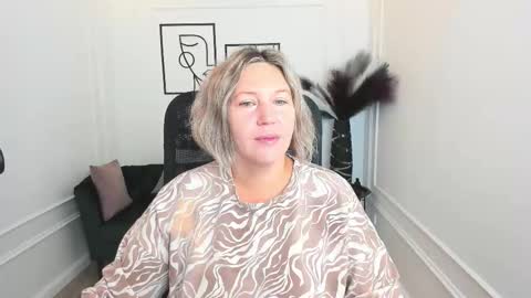 ninastarle online show from 09-28-25, 04:29