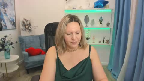 ninastarle online show from 04-23-26, 05:08