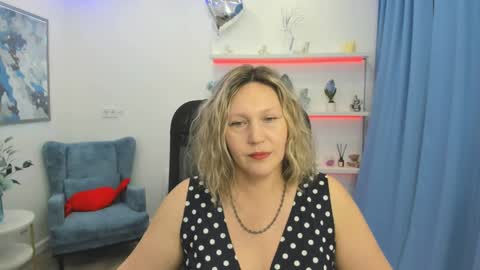 ninastarle online show from 04-27-26, 11:41