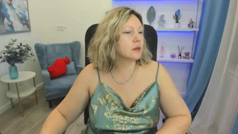 ninastarle online show from 05-10-26, 04:39