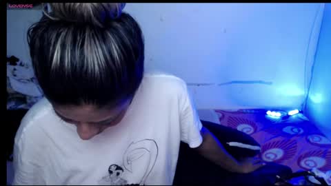 ninatinydoll1 online show from 04-27-26, 11:19