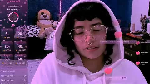Nina online show from 05-13-26, 03:53