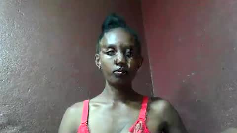 ninie246746 online show from 02-10-26, 11:25