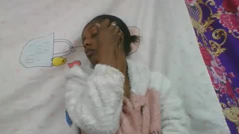 ninie246746 online show from 03-25-26, 07:25