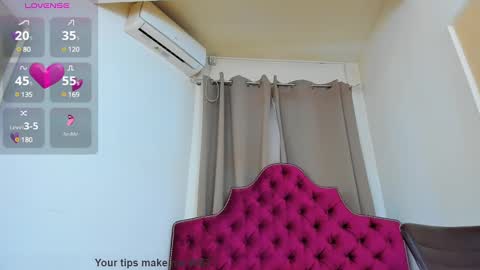 Snapshot of ninna_dee chatting on 01-09-25, 05:02 nina dee online show from 01-09-25, 05:02