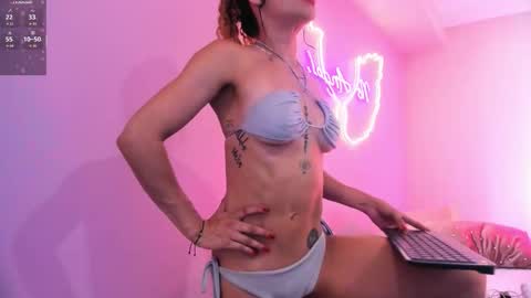 Ninna  online show from 10-24-25, 04:25