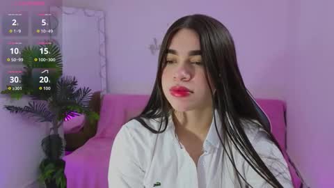 Snapshot of ninna_tay chatting on 11-25-25, 06:52 Ninnaaaa online show from 11-25-25, 06:52