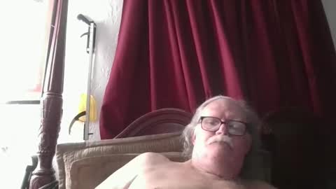 nipplechaser online show from 04-17-26, 02:58