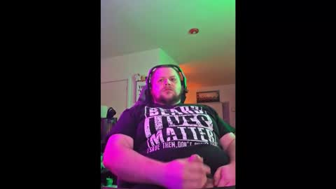 Snapshot of nippsino95 chatting on 11-16-25, 03:28 HungStepSon online show from 11-16-25, 03:28