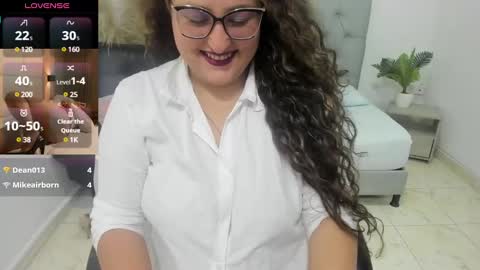 Snapshot of niraksil chatting on 12-21-24, 12:49 Niraksil online show from 12-21-24, 12:49