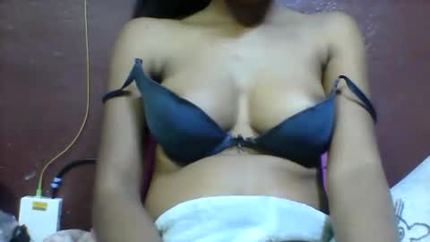 Snapshot of nirinahfy chatting on 10-15-25, 09:42 nirinahfy online show from 10-15-25, 09:42