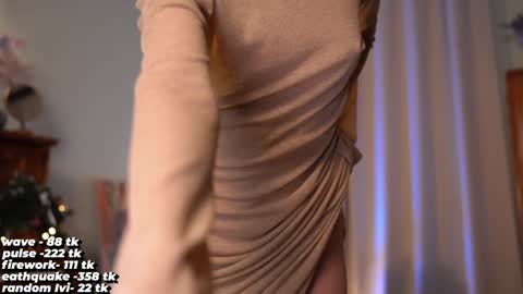 Snapshot of nisuri chatting on 01-23-25, 04:37 Suri online show from 01-23-25, 04:37