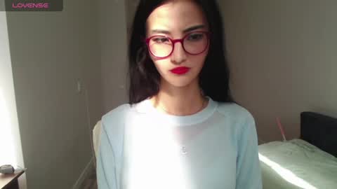 Snapshot of niufrommacau chatting on 05-09-26, 02:39 Niu online show from 05-09-26, 02:39