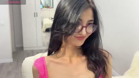 Snapshot of niufrommacau chatting on 06-11-26, 03:43 Niu online show from 06-11-26, 03:43