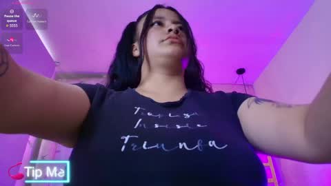  V I C T O R I A   online show from 06-07-26, 07:06