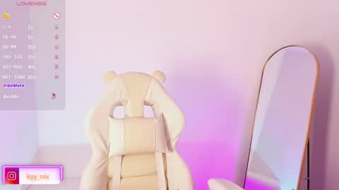 Nicki  online show from 03-10-26, 08:36