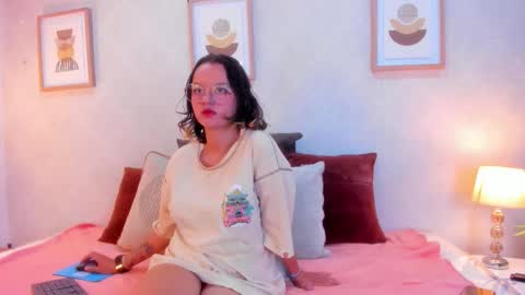 Snapshot of nix_moonligth chatting on 03-05-26, 04:30 Nix online show from 03-05-26, 04:30