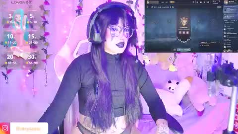 Snapshot of nixy_sama chatting on 11-08-25, 11:14 Nixy Sama online show from 11-08-25, 11:14