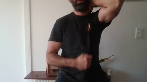 Snapshot of nizer2872870 chatting on 02-20-26, 10:21 nizer2872870 online show from 02-20-26, 10:21