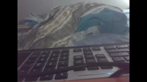 Snapshot of nmcandeias chatting on 12-22-24, 04:50 Nuno online show from 12-22-24, 04:50