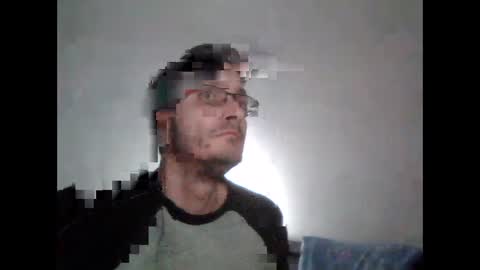 Snapshot of nmcandeias chatting on 02-08-25, 04:47 Nuno online show from 02-08-25, 04:47