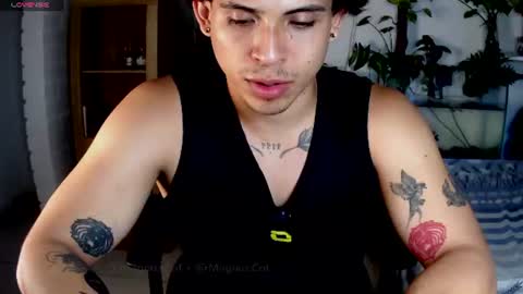 Snapshot of no_face_69 chatting on 07-05-26, 04:07 x online show from 07-05-26, 04:07