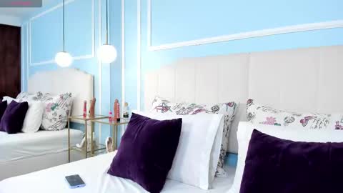 Noa Blue online show from 03-12-26, 12:00