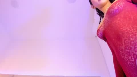noa_perez_ online show from 06-15-26, 11:51