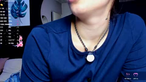 Snapshot of noah25_ chatting on 05-20-26, 03:24 Noah online show from 05-20-26, 03:24