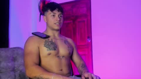 noah_223 online show from 12-23-25, 05:16