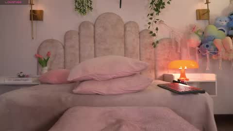 noah__23 online show from 04-15-26, 12:17