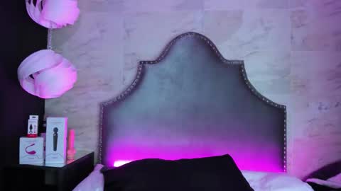 Zoe  online show from 04-28-26, 03:22