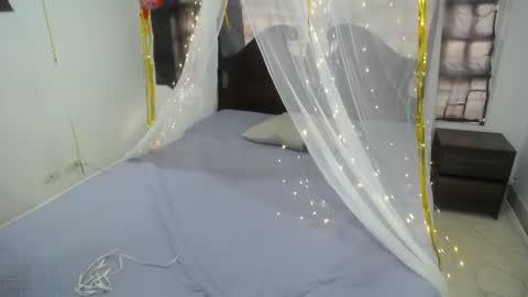 Snapshot of noah_jhonson__ chatting on 02-17-25, 01:21 Noah online show from 02-17-25, 01:21