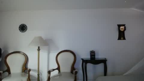 Snapshot of noah_jhonson__ chatting on 02-26-25, 07:38 Noah online show from 02-26-25, 07:38