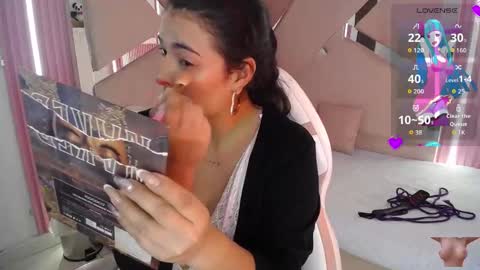 Snapshot of noah_jhonson__ chatting on 10-02-25, 08:16 Noah online show from 10-02-25, 08:16