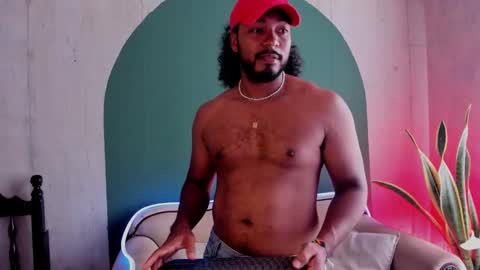 Noah online show from 01-30-25, 05:06