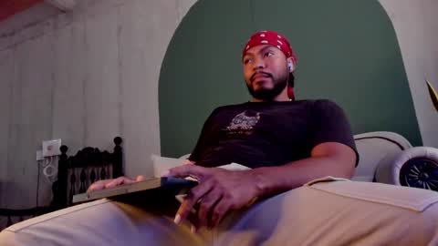 Noah online show from 09-11-25, 06:52