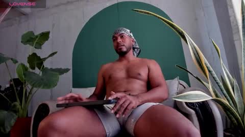 Noah online show from 12-20-25, 04:58