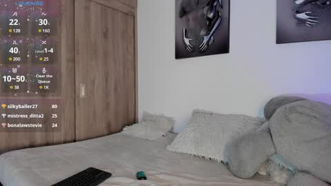 Noah online show from 12-22-24, 02:28