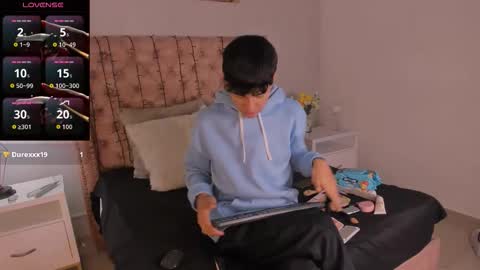 NOAH online show from 03-03-26, 10:54