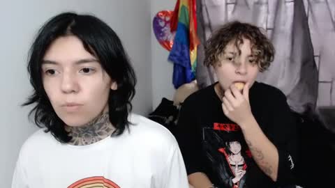 Snapshot of noah_martini chatting on 12-29-24, 08:04 noah hehim online show from 12-29-24, 08:04