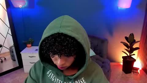 noah_smith04 online show from 11-07-25, 04:45