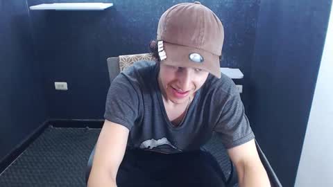 Snapshot of noah_sokolov chatting on 11-22-25, 07:02 noah_sokolov online show from 11-22-25, 07:02