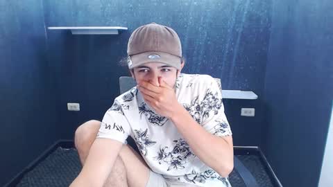 Snapshot of noah_sokolov chatting on 12-05-25, 06:59 noah_sokolov online show from 12-05-25, 06:59