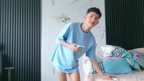 Snapshot of noah_tyler_ chatting on 02-26-26, 07:24 noah tyler online show from 02-26-26, 07:24