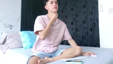 Snapshot of noah_tyler_ chatting on 03-02-26, 06:59 noah tyler online show from 03-02-26, 06:59